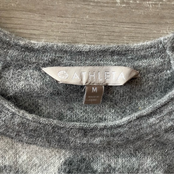 Medium Athleta Merino Wool Sweater in grey camo - Picture 3 of 8